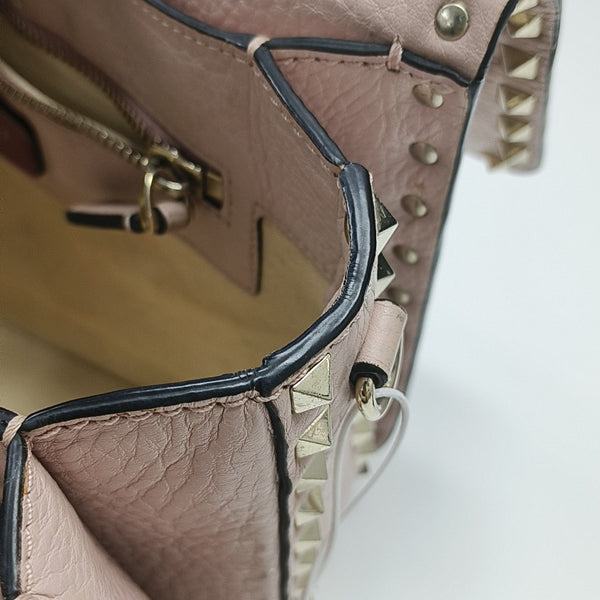 Rockstud Leather Pink