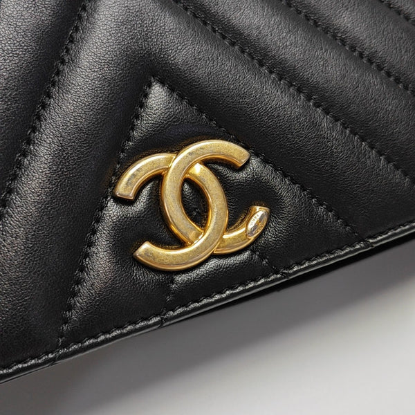 Chevron Lambskin Black