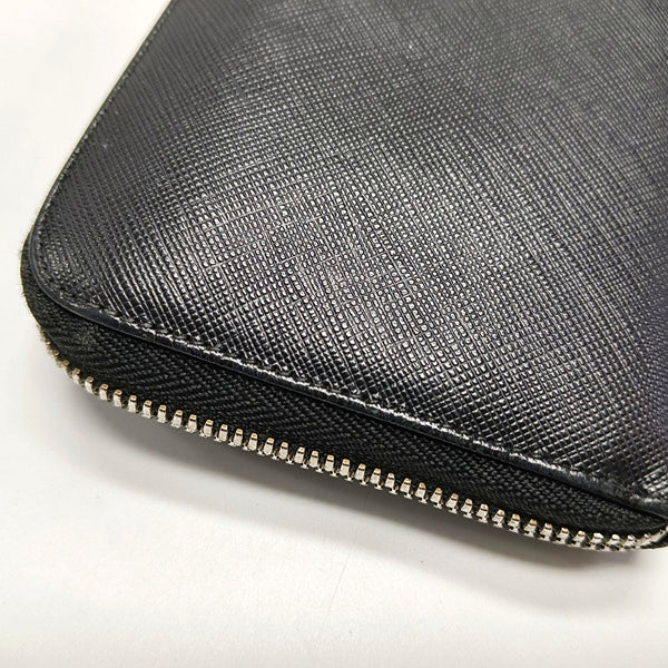 Authenticated pre-owned Gancini Calfskin Black Wallet - Wallet at Looply