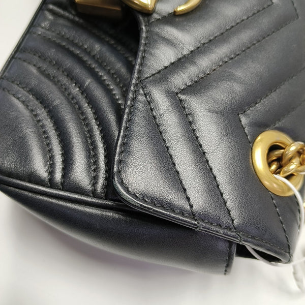 GG Marmont Small Quilted Calfskin Black