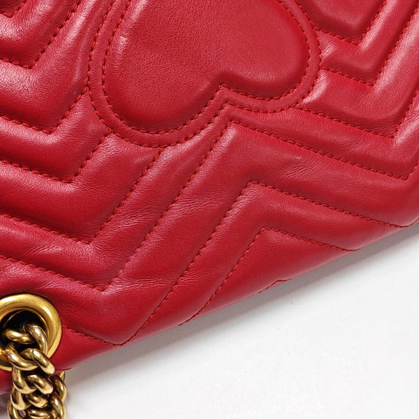 Authenticated pre-owned GG Marmont Medium Quilted Calfskin Red - Shoulder Bag at Looply