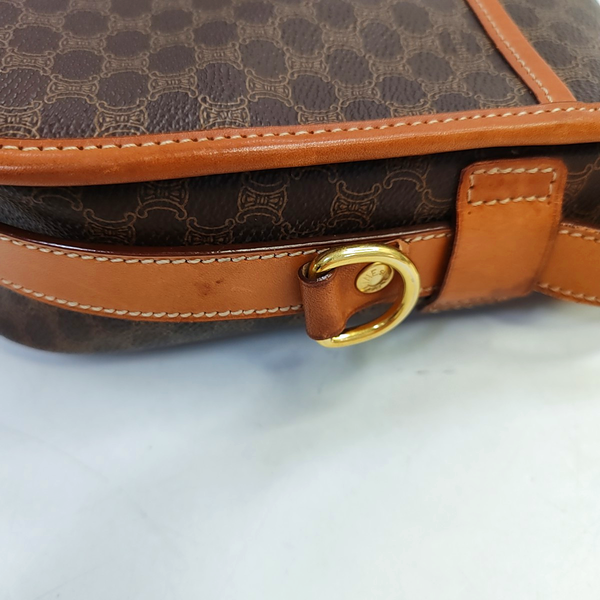 Coated Canvas Brown