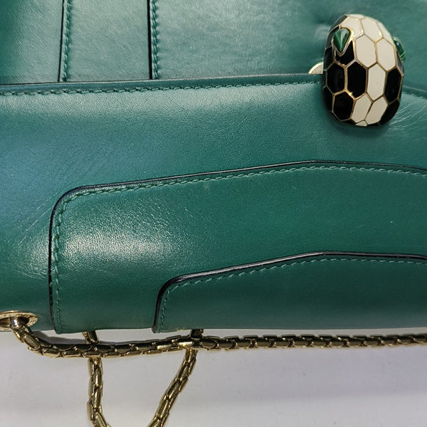 SERPENTI FOREVER Medium Calfskin Green