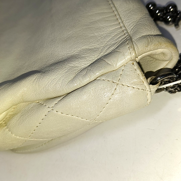 Lambskin White