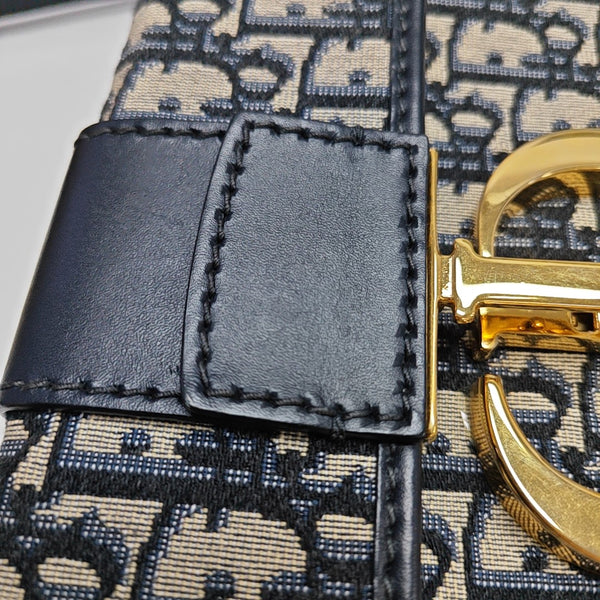 30 Montaigne Mini Oblique Canvas Blue