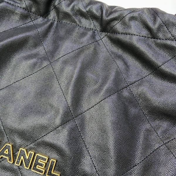 CHANEL 22 Medium Quilted Grained Calfskin Black