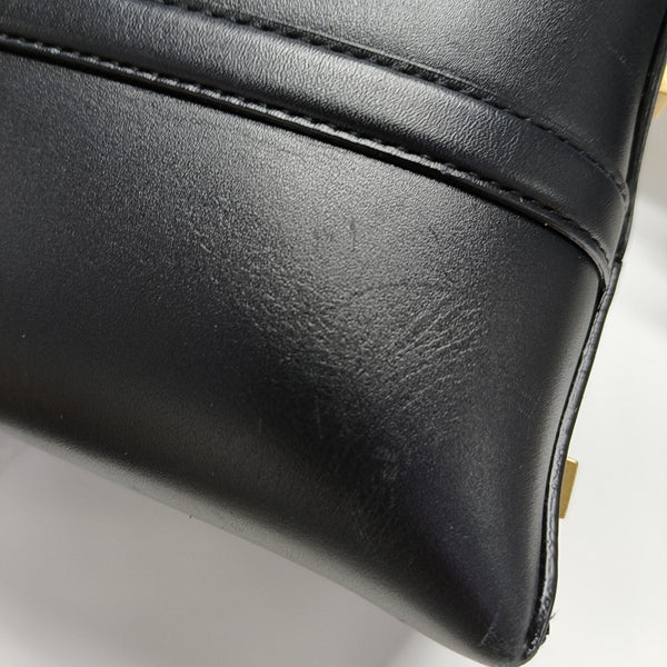 LE 37 Small Calfskin Black