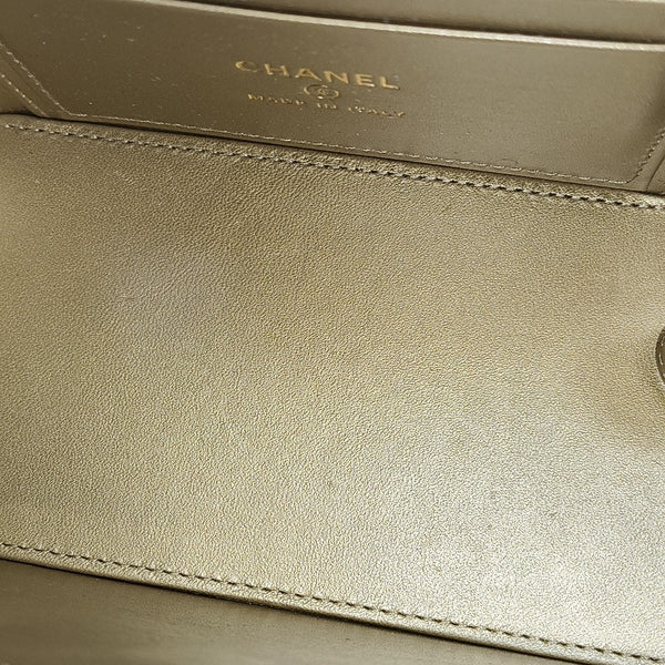 VANITY CASE Small Quilted Lambskin Black