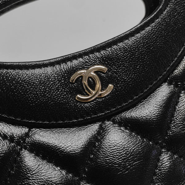 CHANEL 31 Quilted Waxed Cafskin Black
