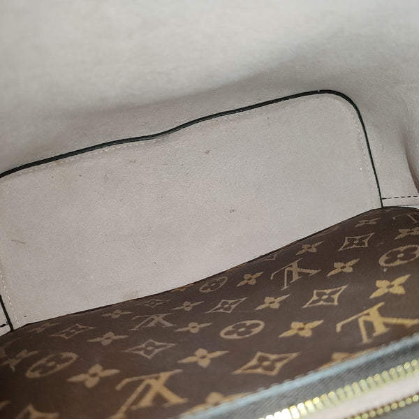 NÉONOÉ MM Monogram Coated Canvas Brown