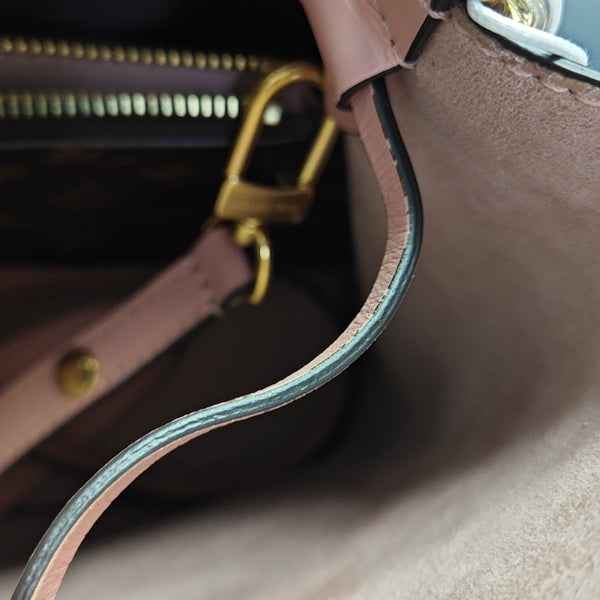 NÉONOÉ MM Monogram Coated Canvas Brown