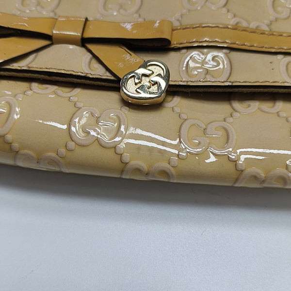 Monogram Patent Leather Beige