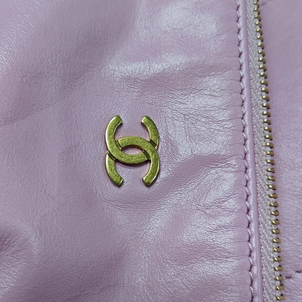 CHANEL 22 Medium Quilted Calfskin Pink