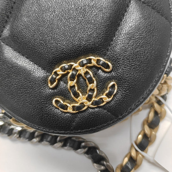 CHANEL 19 Small Quilted Lambskin Black