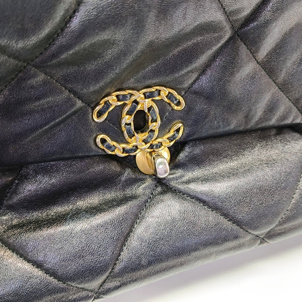 CHANEL 19 Large Quilted Lambskin Black