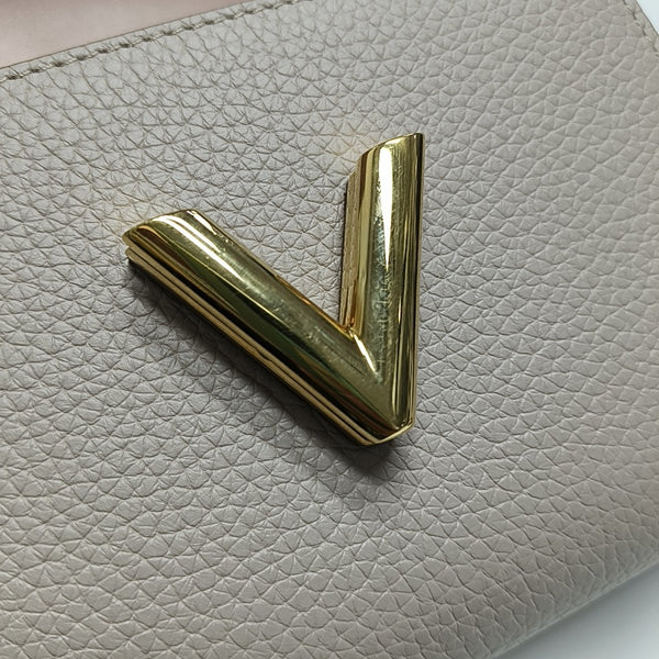 TWIST BB Calfskin Beige
