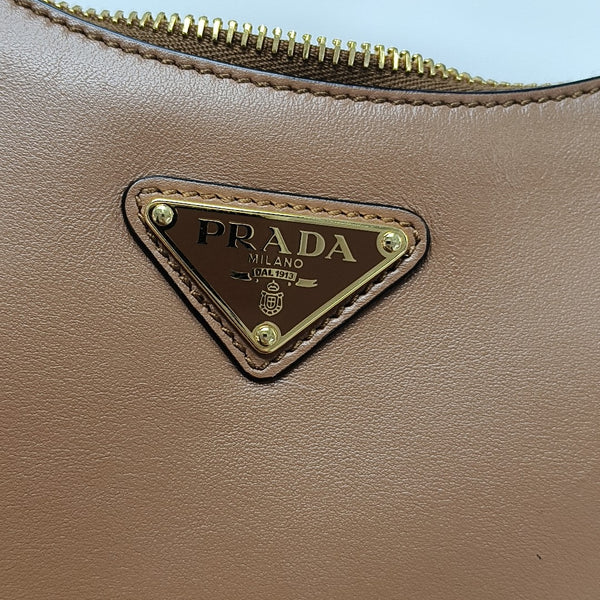 Arqué Calfskin Brown