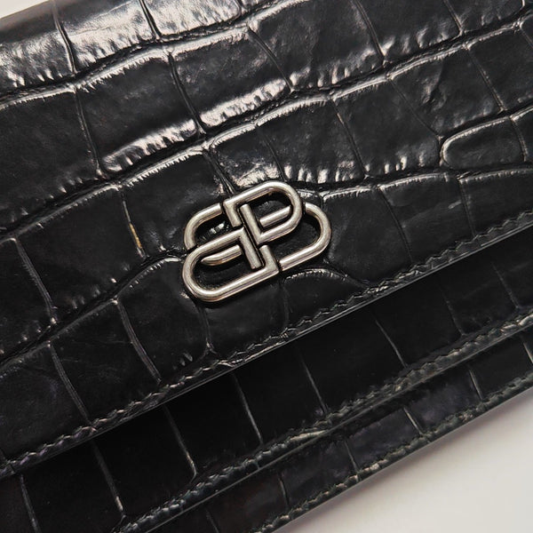Sharp Calfskin Black