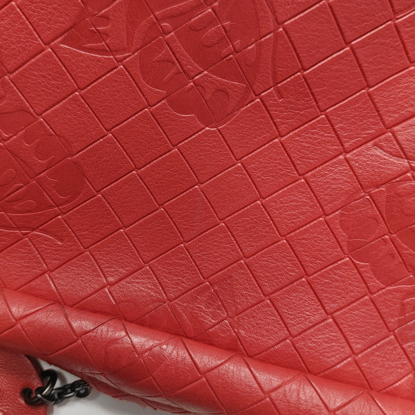 Authenticated pre-owned Messenger Calfskin Red - Shoulder Bag at Looply