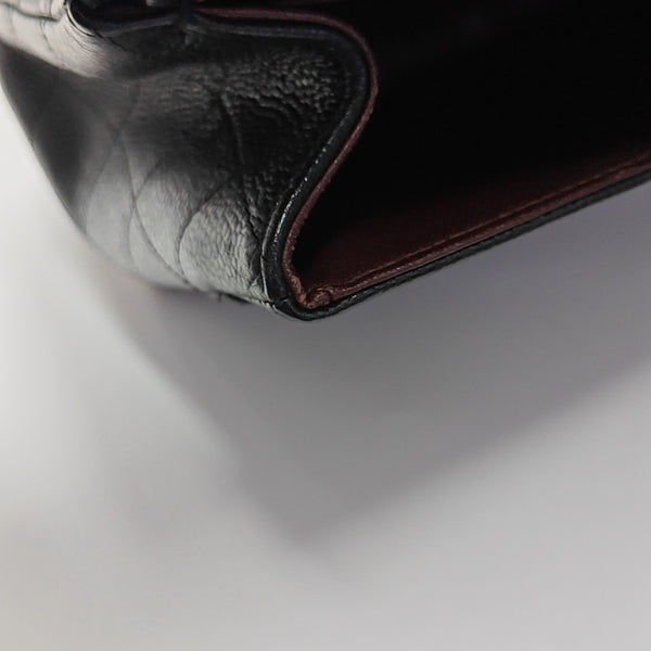 CLASSIC FLAP Jumbo Quilted Grained Calfskin Black