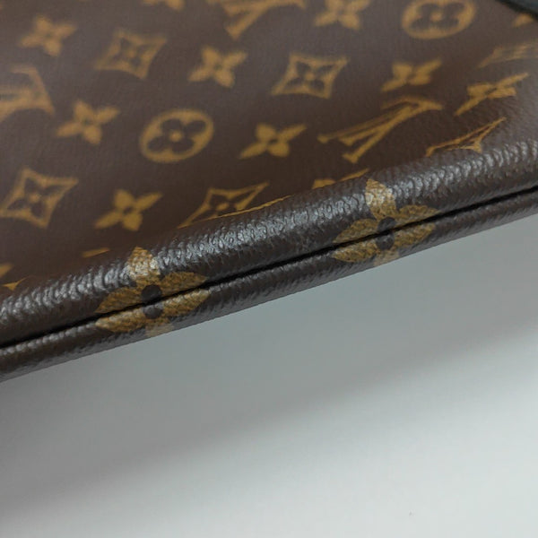 DISCOVERY GM Monogram Coated Canvas Brown