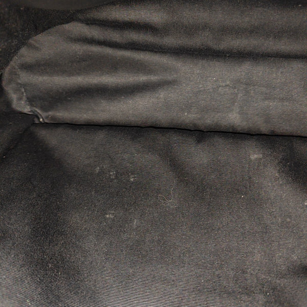 NIKI Large Chevron Calfskin Black