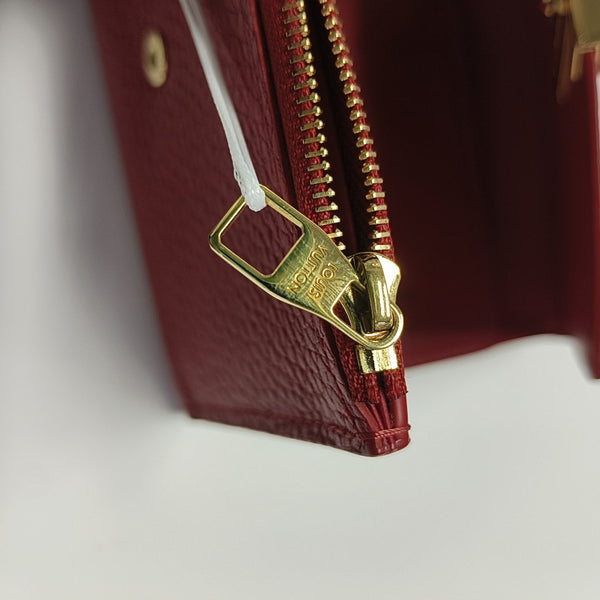 CAPUCINES Calfskin Red Wallet