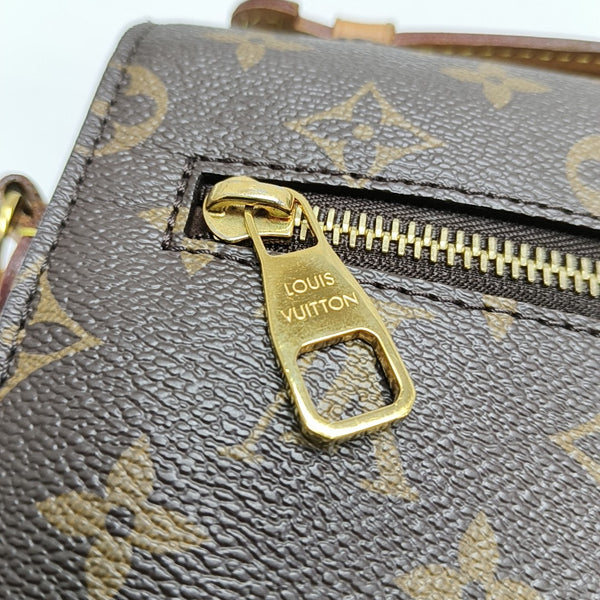 MÉTIS MM Monogram Coated Canvas Brown
