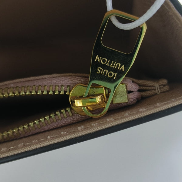 LOUISE Patent Leather Beige