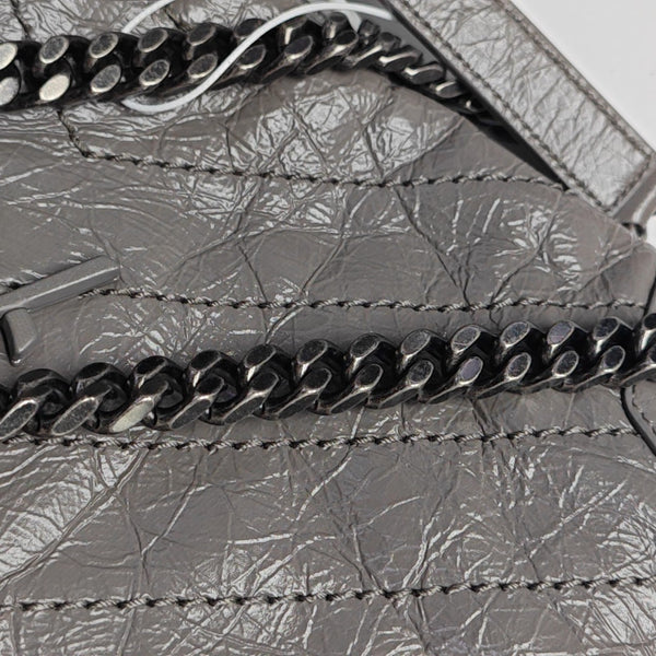 NIKI Medium Chevron Calfskin Gray