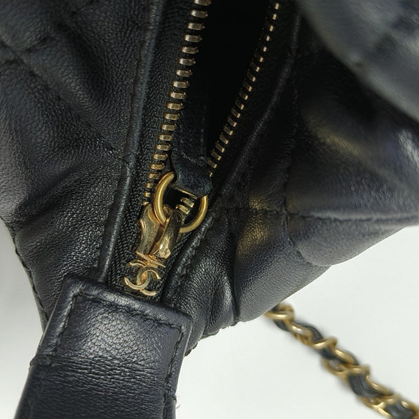 Quilted Lambskin Shoulder Bag Black