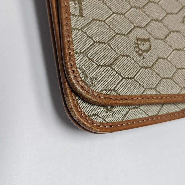 Vintage Honeycomb Coated Canvas Brown