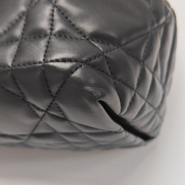 Toujours Medium Cannage Calfskin Black