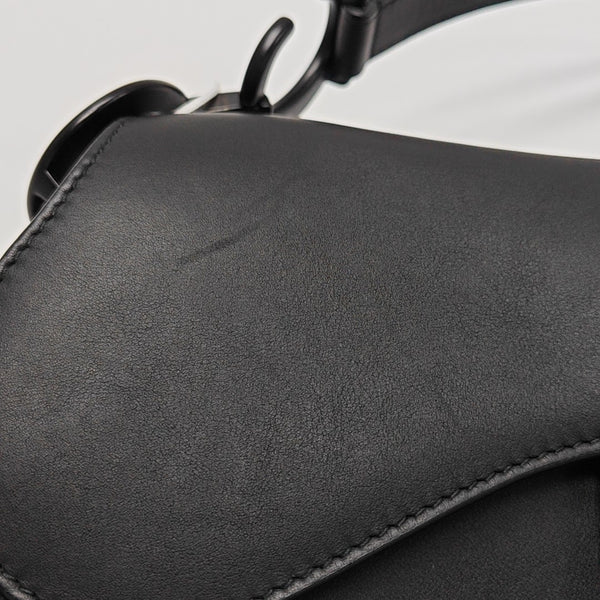 Saddle Small Calfskin Black