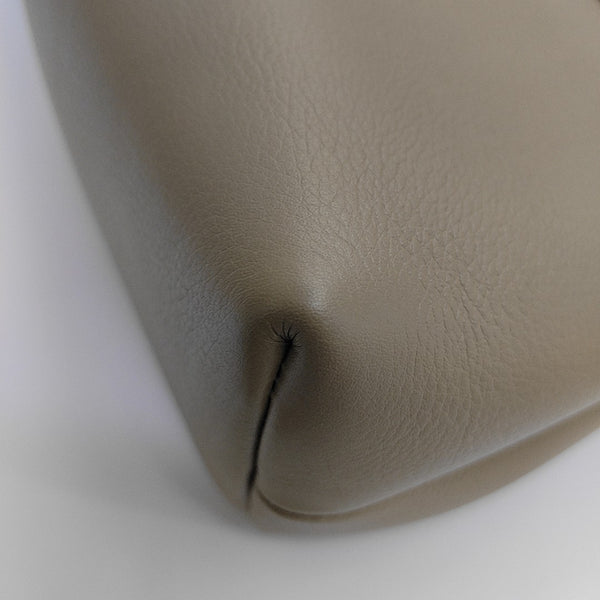 TEEN VICTOIRE Medium Calfskin Gray
