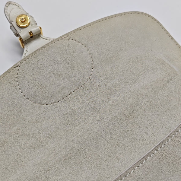 Bobby Medium Calfskin White