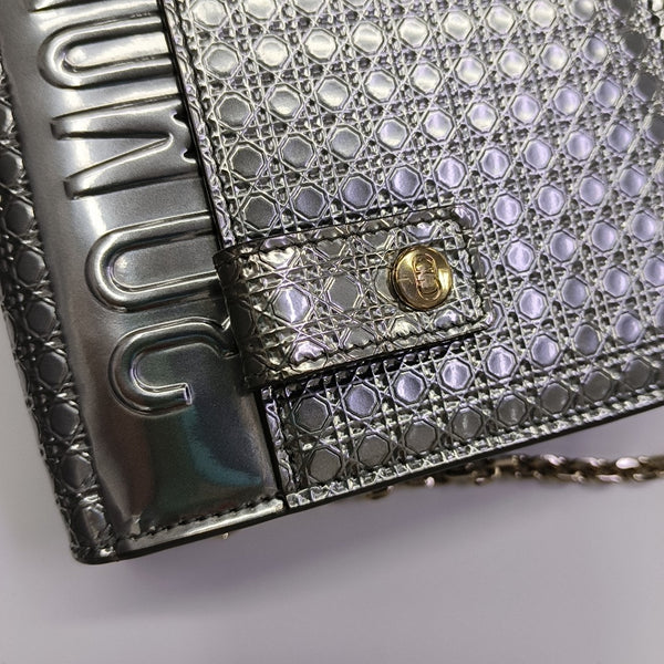 30 Montaigne Mini Cannage Calfskin Silver