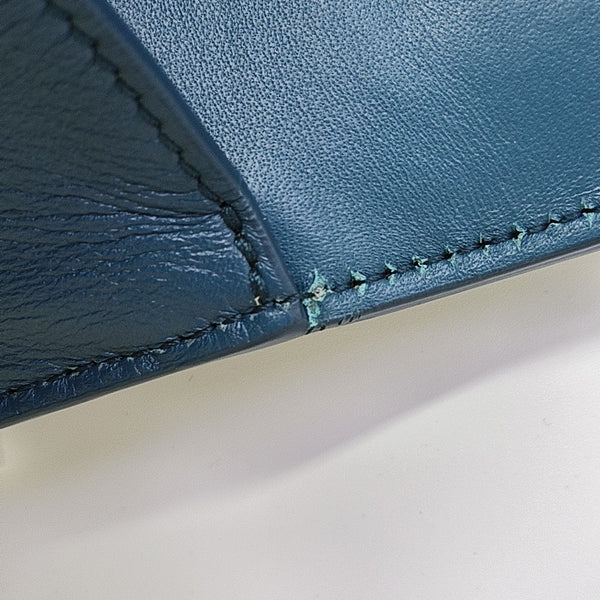 30 Montaigne Calfskin Blue