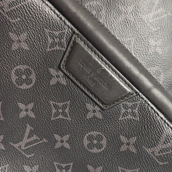DISCOVERY PM Monogram Coated Canvas Black