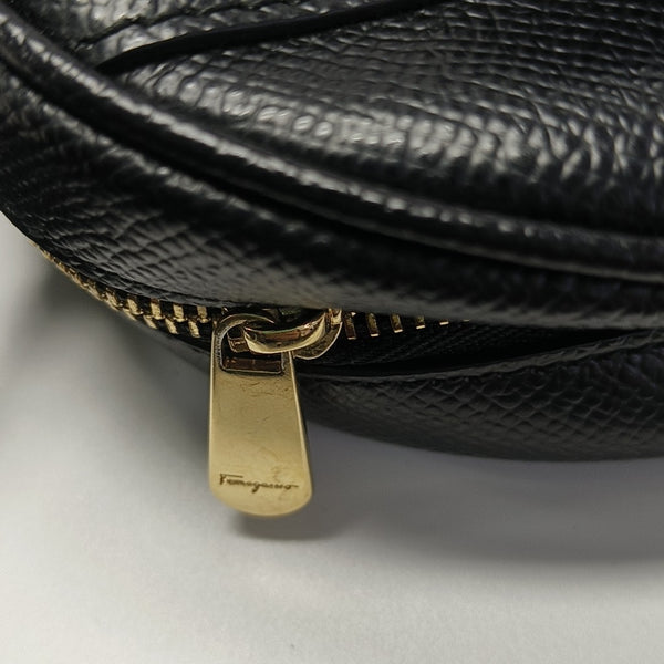 Vara Mini Calfskin Black