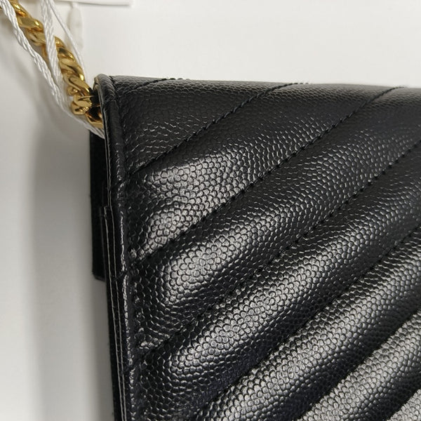MONOGRAM Medium Chevron Calfskin Black
