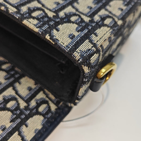 30 Montaigne Mini Oblique Canvas Blue