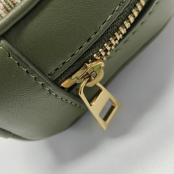 Amazona Lienzo Beige