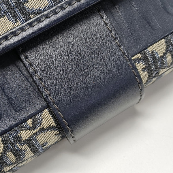 30 Montaigne Oblique Canvas Blue