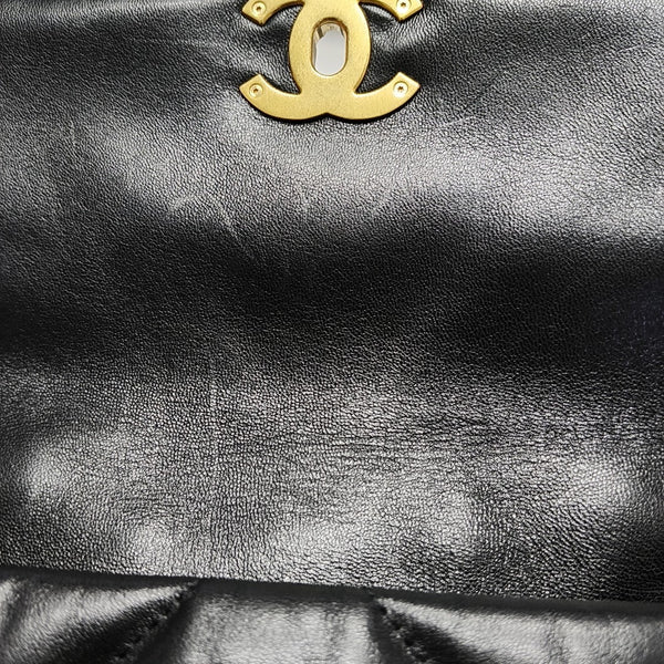 CHANEL 19 Small Quilted Lambskin Black