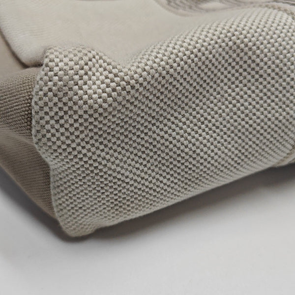 Canvas White
