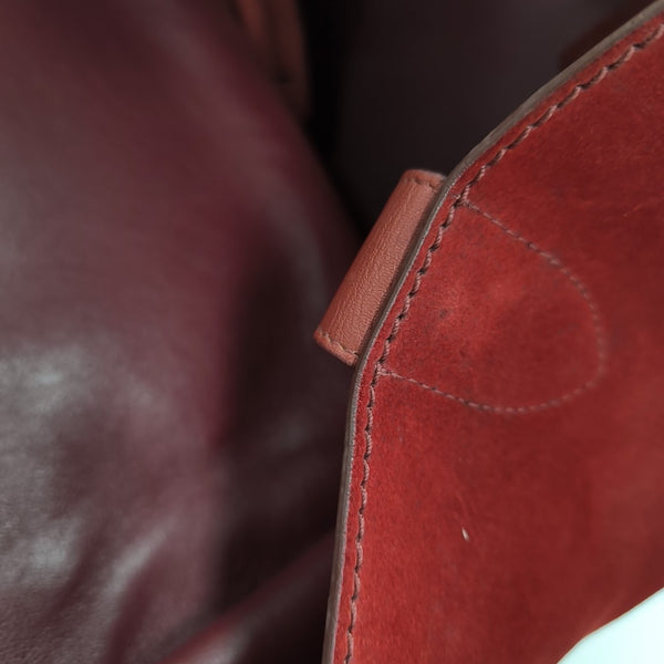 PHANTOM Medium Suede Red
