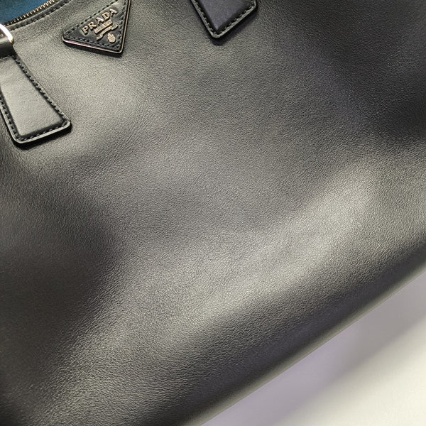 Galleria Large Calfskin Black