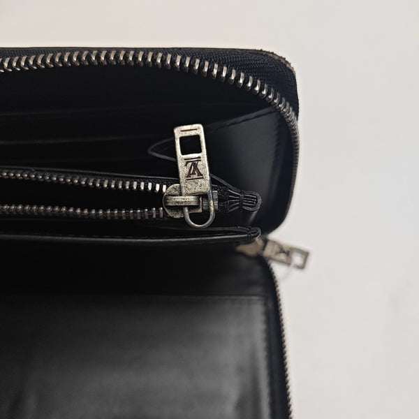 ZIPPY Calfskin Black Wallet