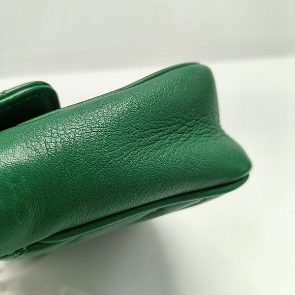 Authenticated pre-owned GG Marmont Mini Quilted Calfskin Green - Shoulder Bag at Looply